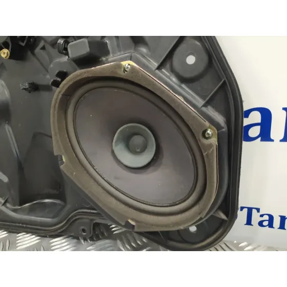 Elevalunas Delantero Izquierdo para Mazda 3 Berlina (Bk)