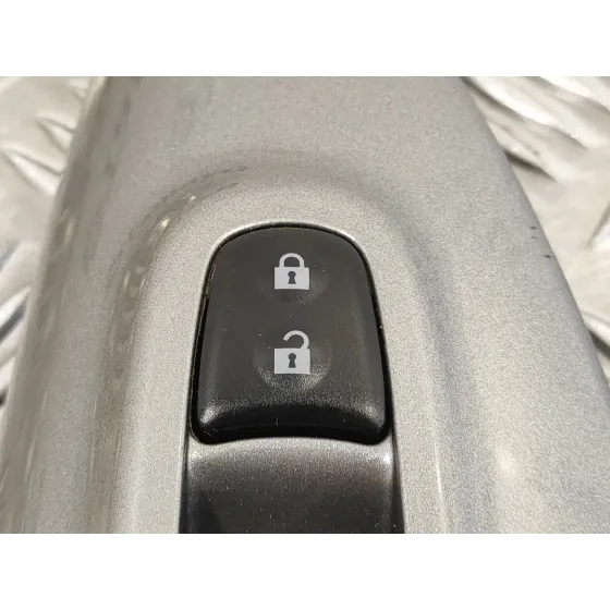 Mando Elevalunas Delantero Derecho para Nissan Juke (F15)