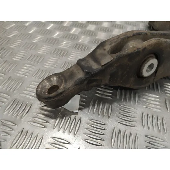 Brazo Suspension Inferior Delantero Derecho para Mercedes-Benz Clase M (W164)