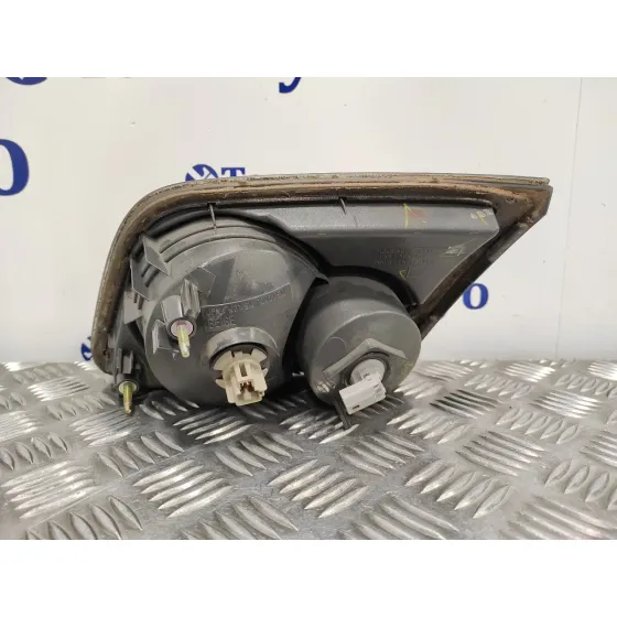 Piloto Trasero Izquierdo Porton para Mazda 6 Berlina (Gg)