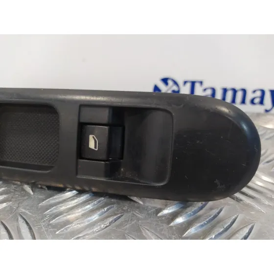 Mando Elevalunas Delantero Derecho para Peugeot 5008
