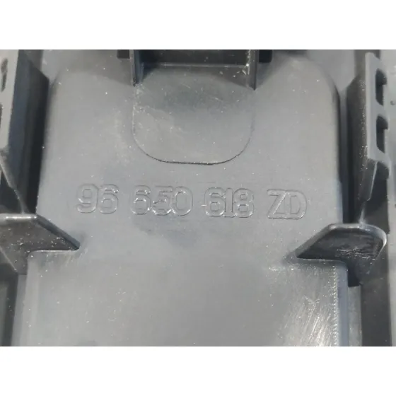 Mando Elevalunas Delantero Derecho para Peugeot 5008