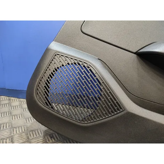 Guarnecido Puerta Trasera Derecha para Renault Clio V