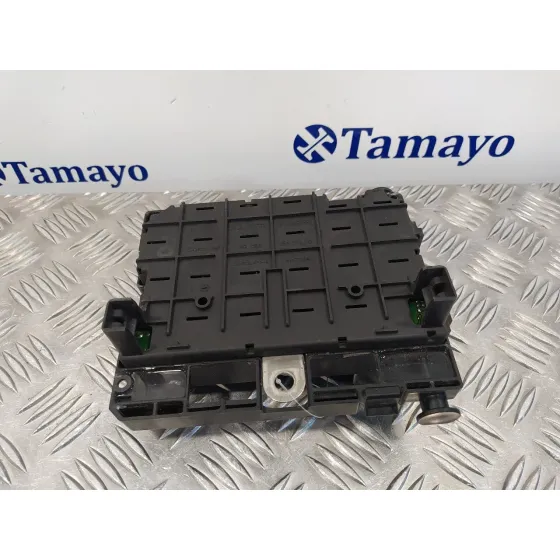 Caja Reles / Fusibles para Peugeot 206 Berlina