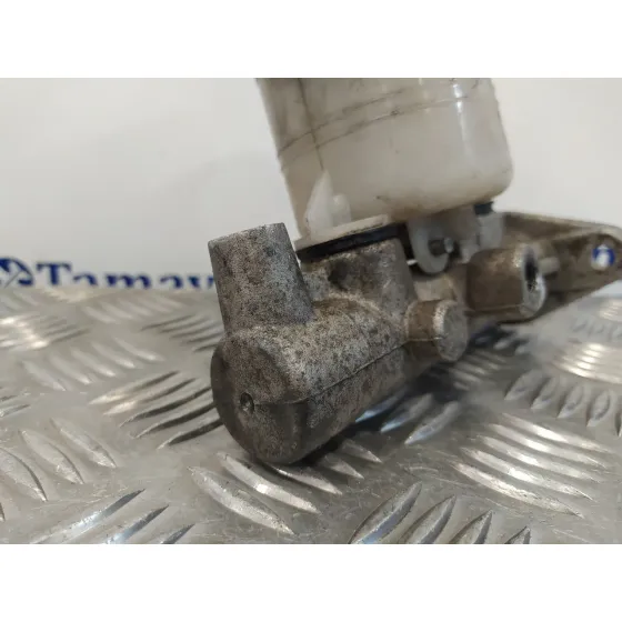 Bomba Freno para Mitsubishi Montero (V20/V40)