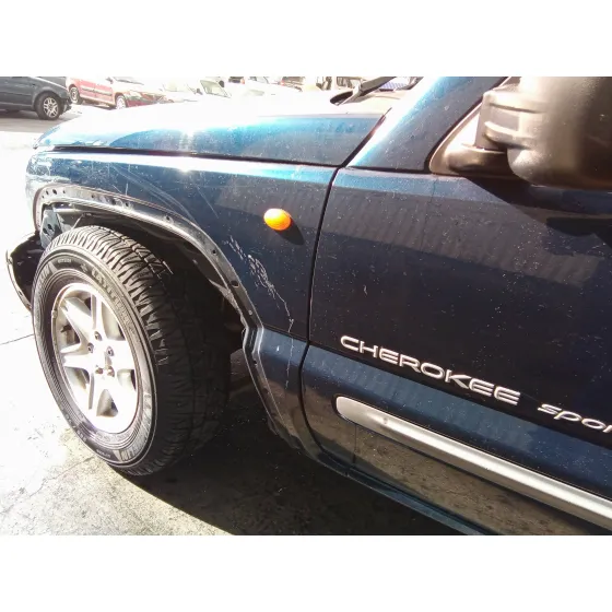 Aleta Delantera Izquierda para Jeep Cherokee (Kj)