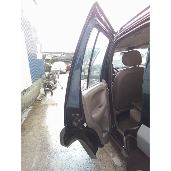 Puerta Trasera Izquierda para Jeep Cherokee (Kj)