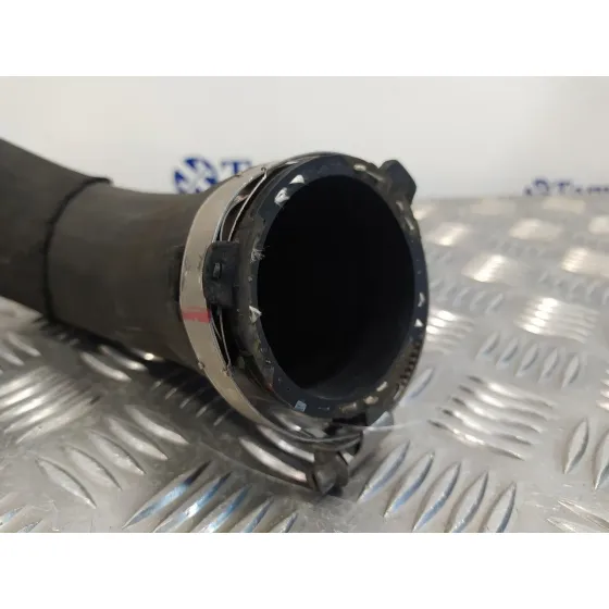 Tubo para Audi A6 Berlina (4F2)