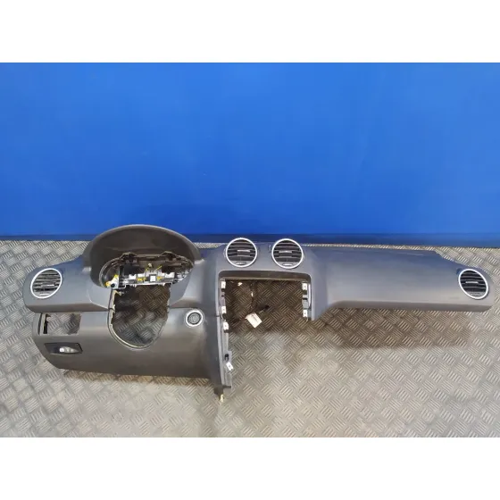 Salpicadero para Mercedes-Benz Clase M (W164)