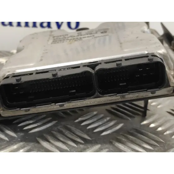 Centralita Motor Uce para Chrysler Voyager (Rg)