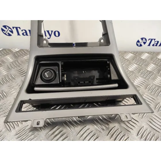 Cenicero para Bmw X3 (E83)