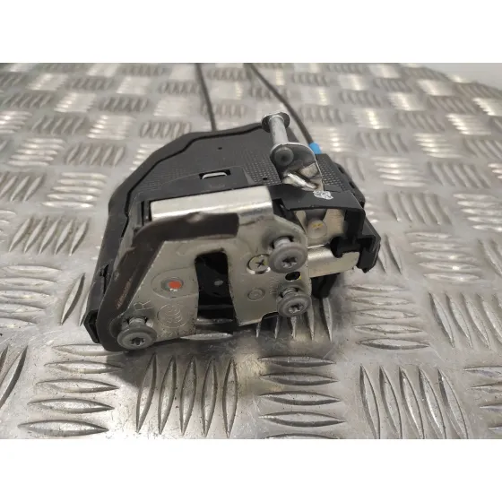 Cerradura Puerta Trasera Derecha para Toyota Auris