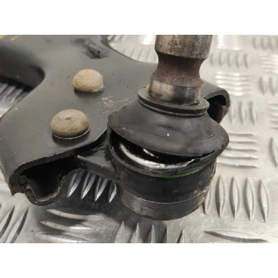 Brazo Suspension Inferior Delantero Derecho para Mercedes-Benz Viano (W639)