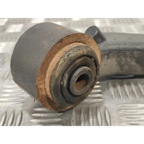 Brazo Suspension Inferior Delantero Izquierdo para Jeep Cherokee (Kj)