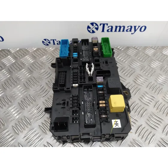Caja Reles / Fusibles para Opel Astra H Berlina