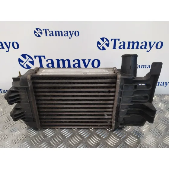Intercooler para Toyota Yaris (Ksp9/Scp9/Nlp9)