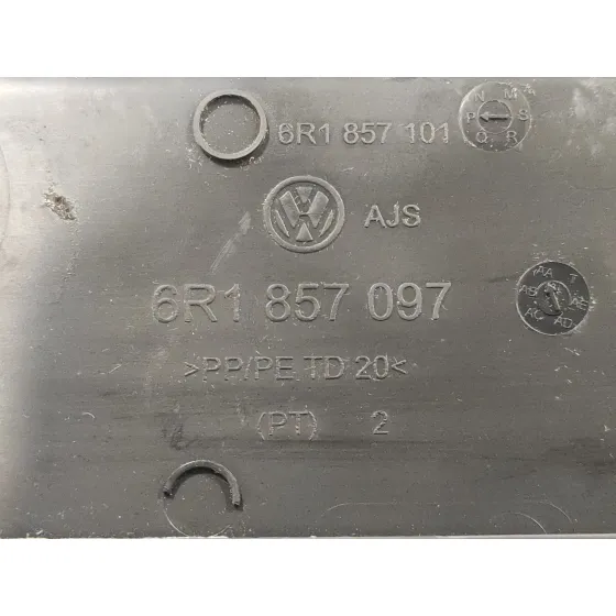 Guantera para Volkswagen Polo (6R1)
