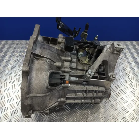 Caja Cambios para Ford Focus Berlina (Cap)