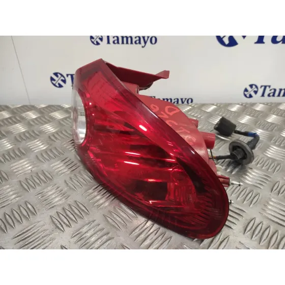 Piloto Trasero Derecho para Chevrolet Lacetti