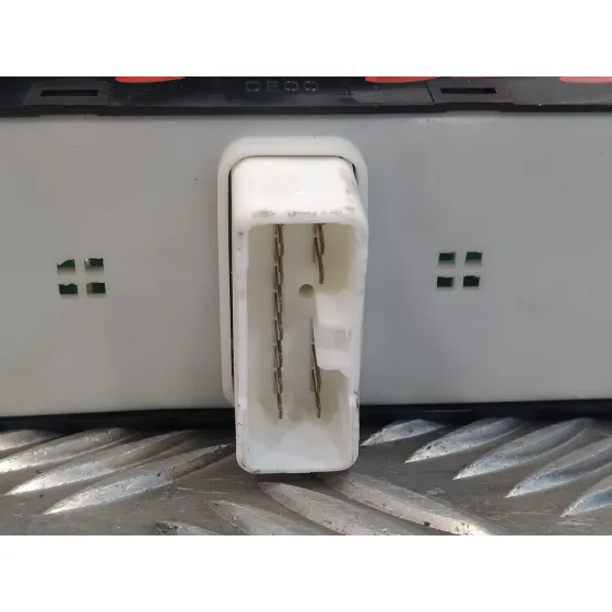 Maneta Elevalunas Delantera Izquierda para Chevrolet Lacetti