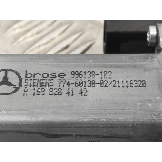 Motor Elevalunas Delantero Izquierdo para Mercedes-Benz Clase B (W245)
