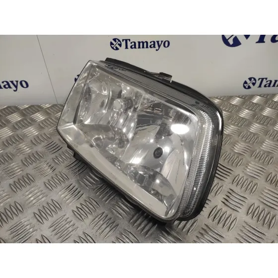 Faro Derecho para Volkswagen Polo Berlina (6N2)