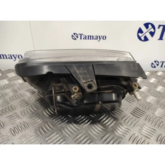 Faro Derecho para Volkswagen Polo Berlina (6N2)