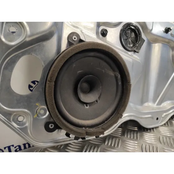 Elevalunas Delantero Derecho para Volvo C30