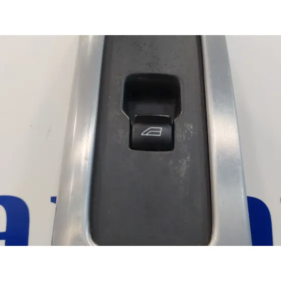 Mando Elevalunas Delantero Derecho para Volvo C30