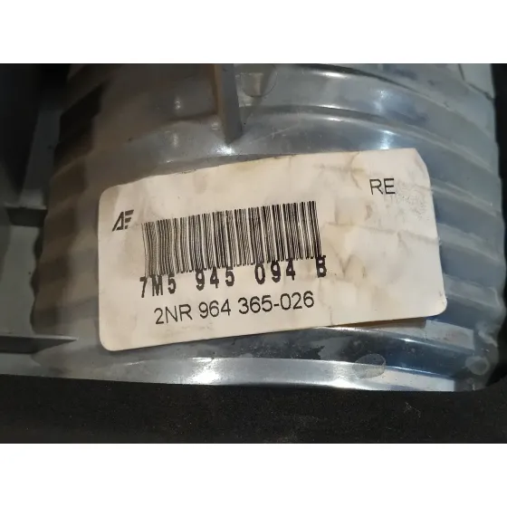 Piloto Trasero Derecho Porton para Ford Galaxy (Vy)