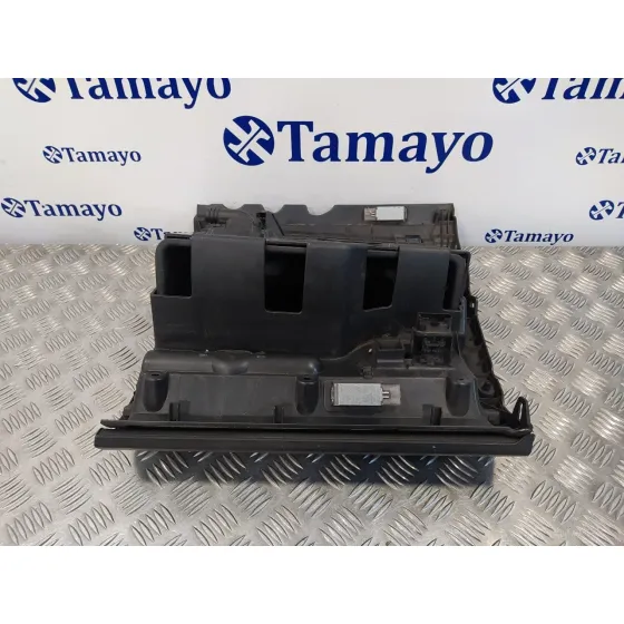 Guantera para Volkswagen Tiguan (5N1)