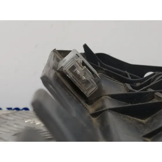 Guantera para Volkswagen Tiguan (5N1)