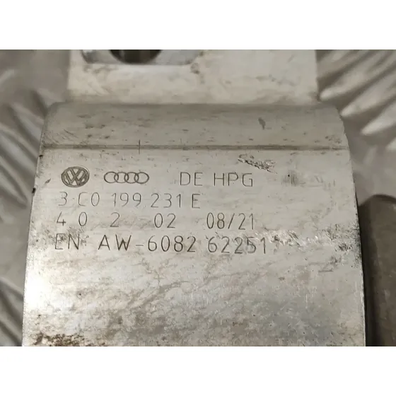 Brazo Suspension Inferior Delantero Derecho para Volkswagen Tiguan (5N1)