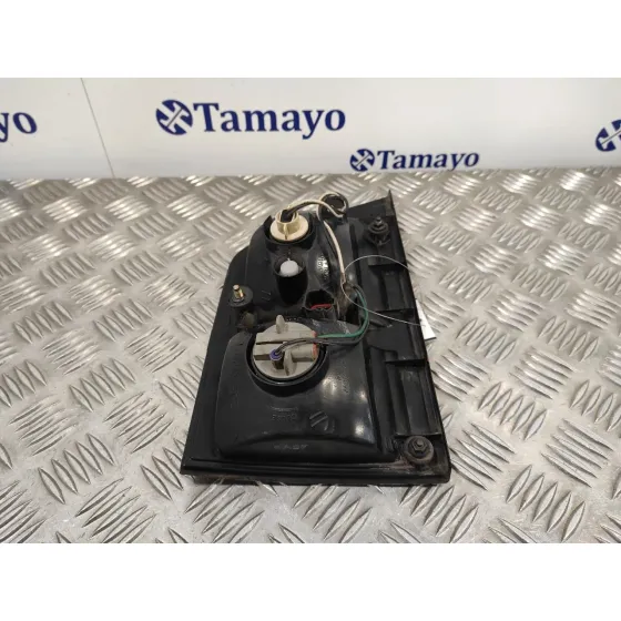 Piloto Trasero Derecho Porton para Ssangyong Kyron