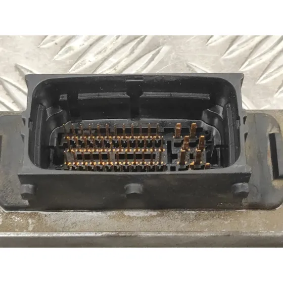 Centralita Motor Uce para Opel Meriva