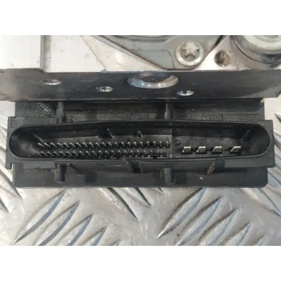 Abs para Toyota Corolla Verso (R1)