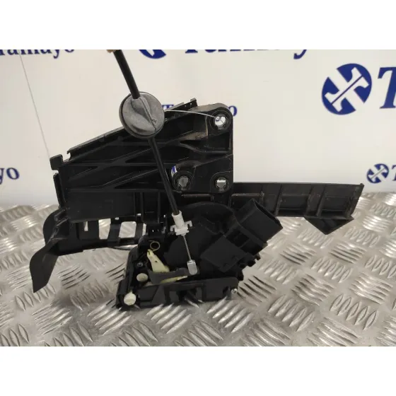 Cerradura Puerta Trasera Izquierda para Ford Focus Berlina (Cap)