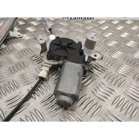 Elevalunas Delantero Derecho para Nissan Navara Pick-Up (D40M)