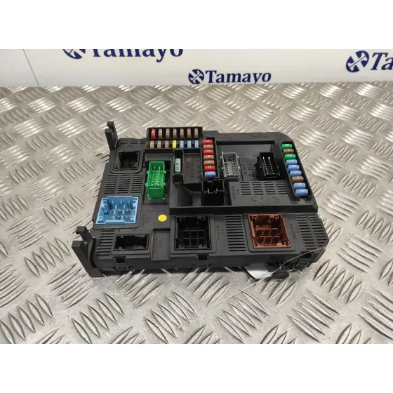 Caja Reles / Fusibles para Citroën C4 Cactus