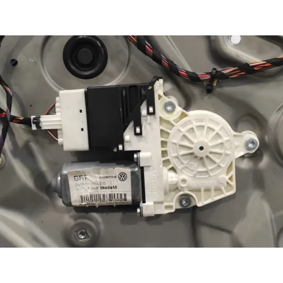 Elevalunas Trasero Derecho para Skoda Octavia Combi (1Z5)