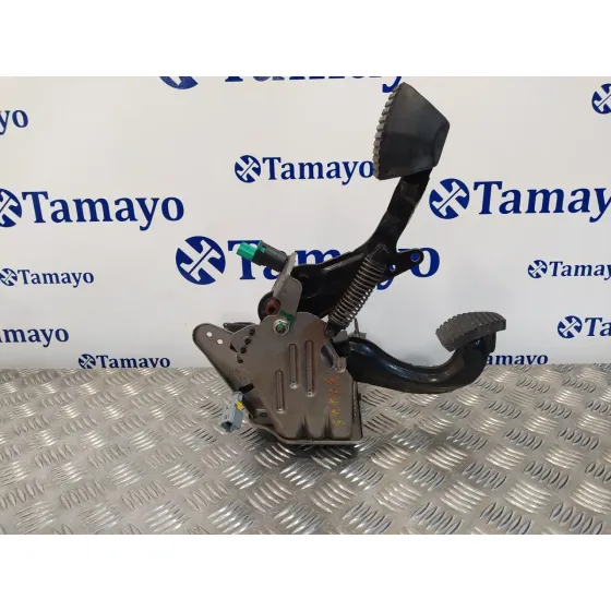 Pedal Embrague para Peugeot 207