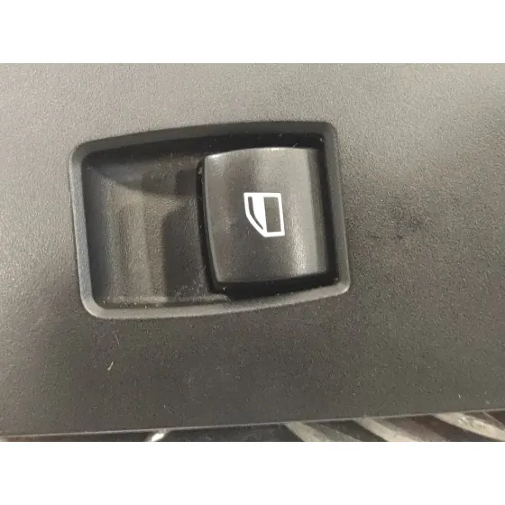 Mando Elevalunas Delantero Derecho para Bmw Serie 1 Berlina (E81/E87)