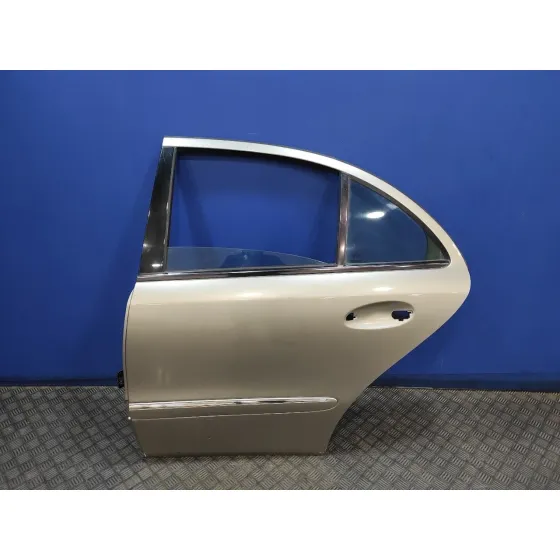 Puerta Trasera Izquierda para Mercedes-Benz Clase E (W211) Berlina