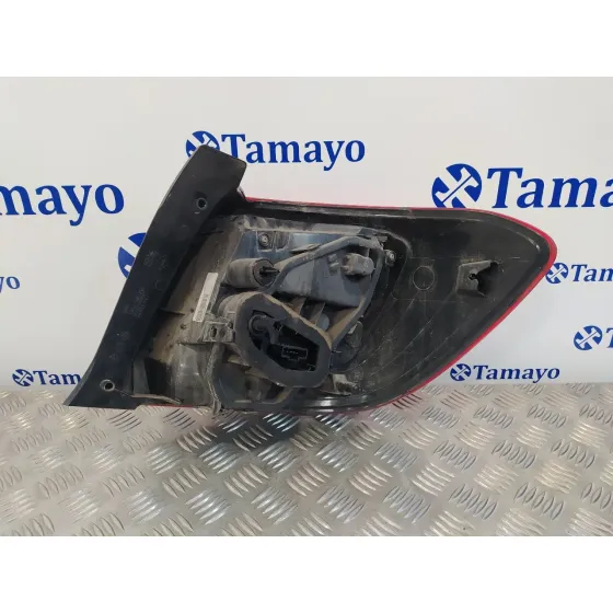 Piloto Trasero Izquierdo para Dacia Sandero