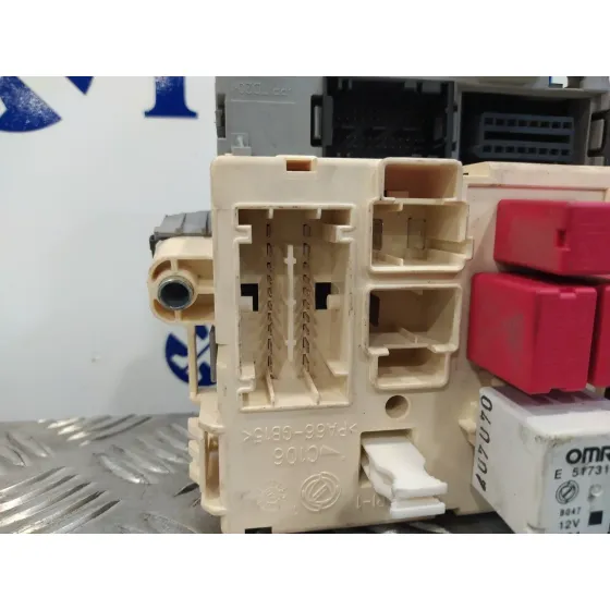 Caja Reles / Fusibles para Fiat Bravo (198)