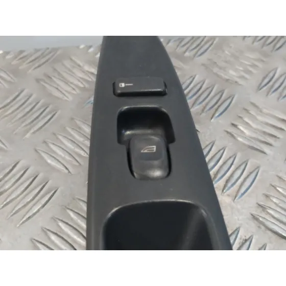 Mando Elevalunas Delantero Derecho para Volvo S40 Berlina