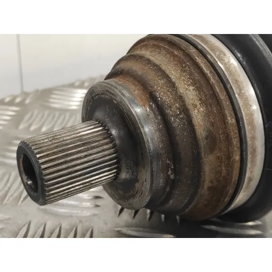 Transmision Delantera Izquierda para Audi A3 (8P)