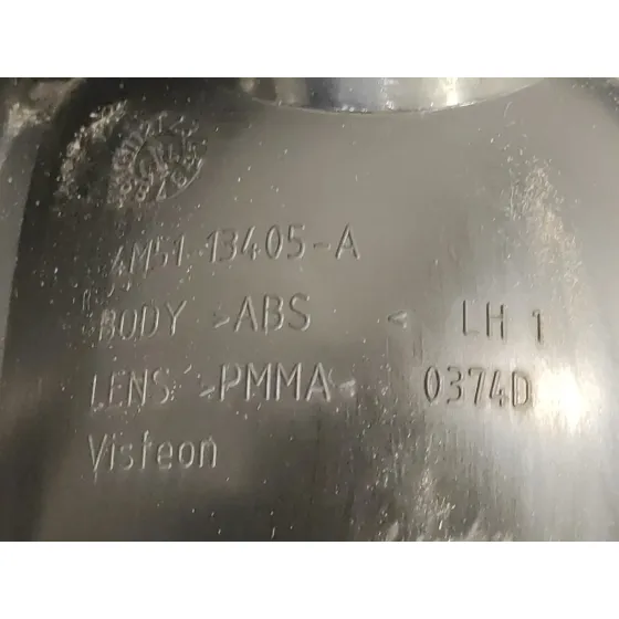 Piloto Trasero Izquierdo para Ford Focus Berlina (Cap)