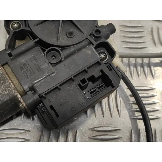 Elevalunas Trasero Izquierdo para Volkswagen Polo (6R1)