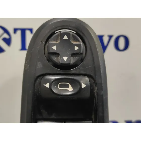 Mando Elevalunas Delantero Izquierdo para Citroën C3